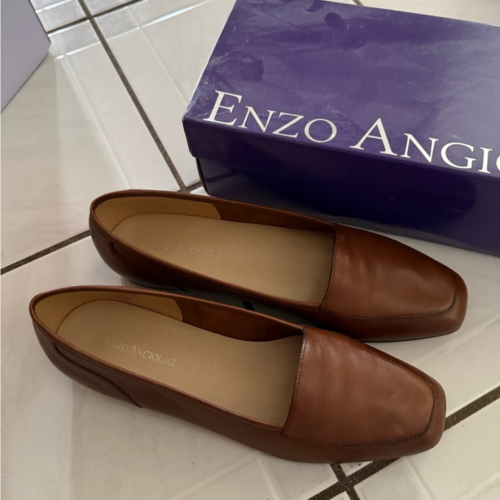 Enzo Angiolini Women's Tan Leather Flats